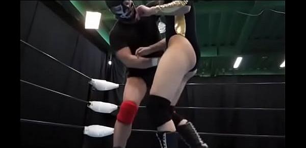  How to fuck while wrestling